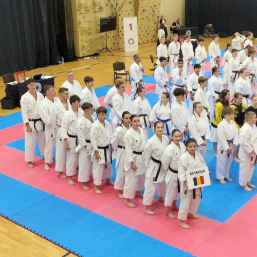 echipele din ieșeni la mondialul de karate de la wieliczka