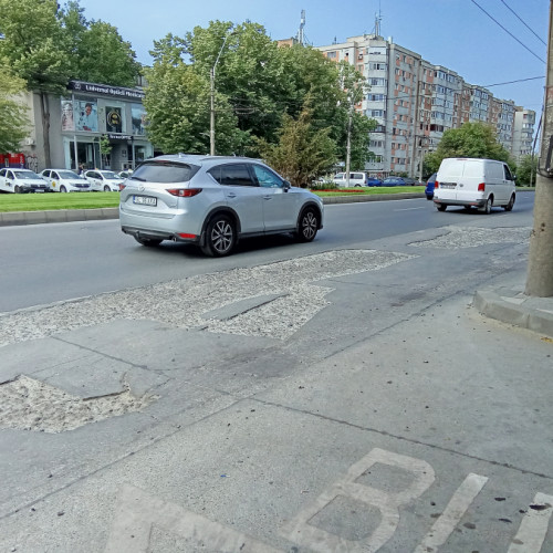 Reparații de asfalt în Galați pentru străzile din zonele circulate