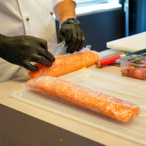 Romania devine lider regional în cererea de sushi, potrivit Glovo