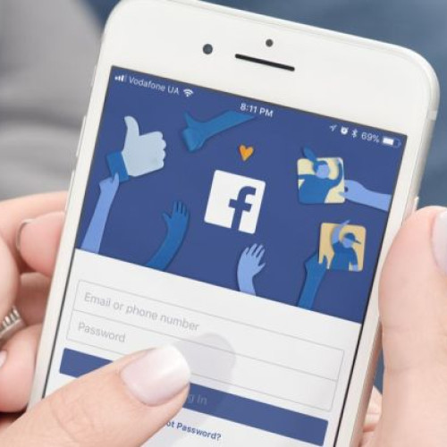 Meta introduce autentificarea prin chei de acces pe Facebook și Messenger pe dispozitive mobile