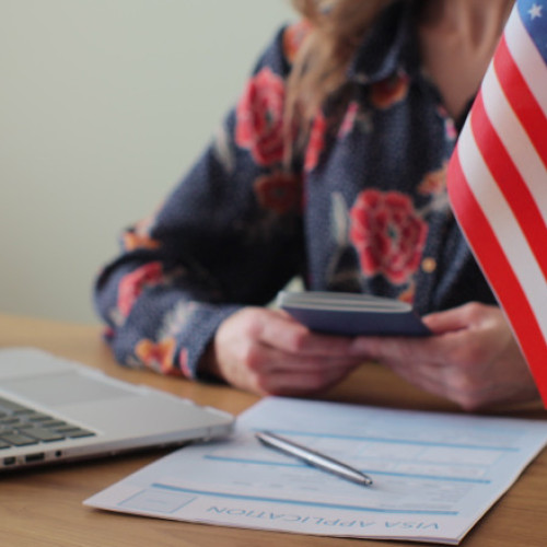 Noile reguli de viza din SUA impun studenților străini să își facă publice conturile de social media