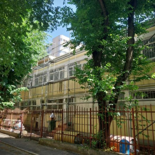 Autoritățile din Sectorul 2 încep lucrări de renovare la școli și grădinițe înainte de începerea anului școlar