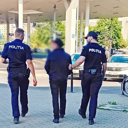 Bărbat urmărit național, prins de polițiști în gara din Brașov