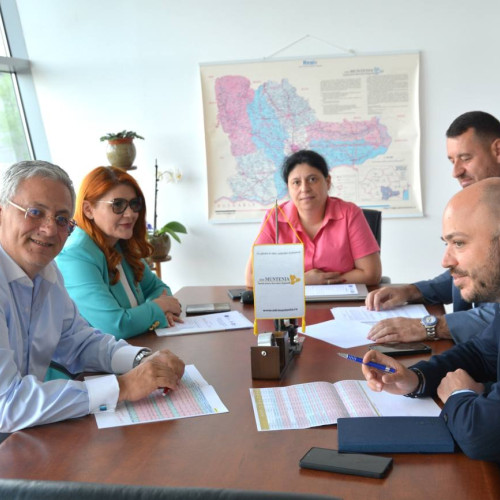 reuniune de lucru la agenția pentru dezvoltare regională sud-muntenia privind fondurile europene în dambovița
