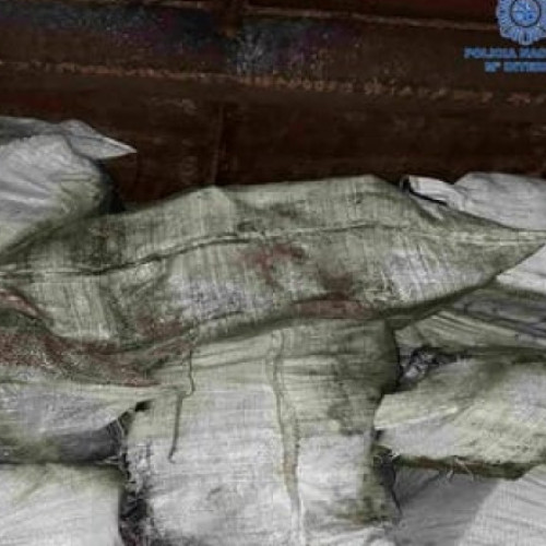 Grup infracțional de români și spanioli destructurat la Valencia de poliția spaniolă