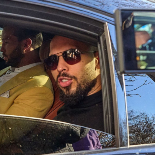 Andrew Tate și-a recuperat permisul de conducere după contestarea unui proces-verbal