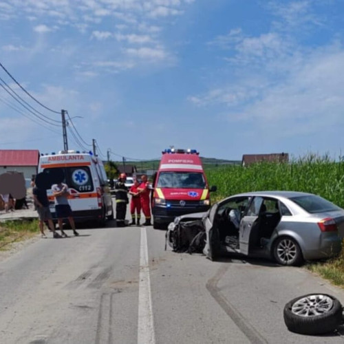 accident rutier cu cinci persoane, două victime ușor rănite