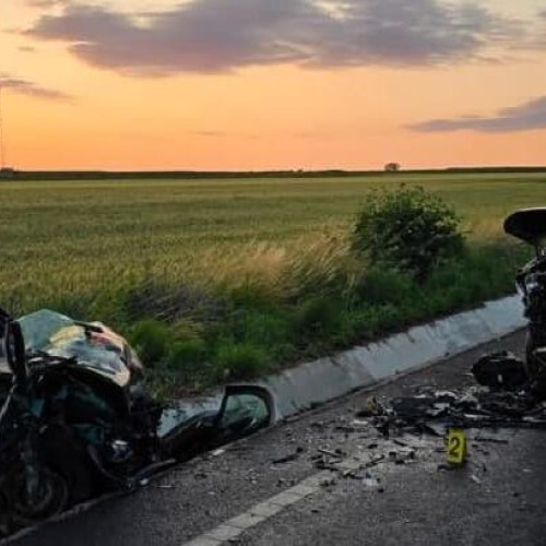 Accident grav aproape de Botoșani: doi tineri au murit, iar patru persoane au fost rănite
