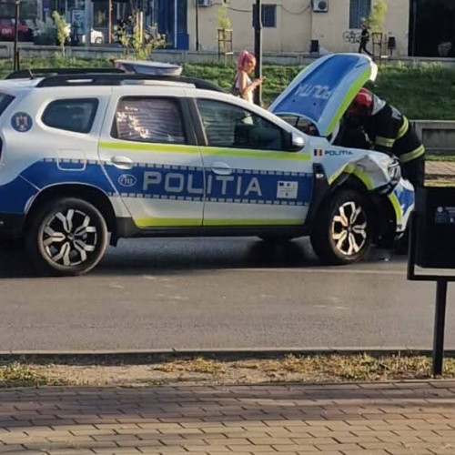 accident în Iași: o persoană rănită în coliziune întreautoturism și autospecială de poliție