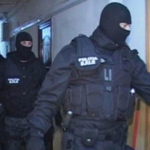 Percheziții și arestări într-un caz de tâlhărie în Bistrița-Năsăud