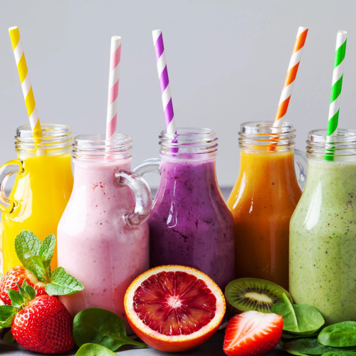 smoothie-uri de vară: combinații fresh pentru hidratare și detoxifiere