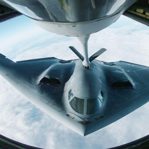 Bombardiere americane stealth, deasupra Kansasului, în pregătire pentru misiuni strategice