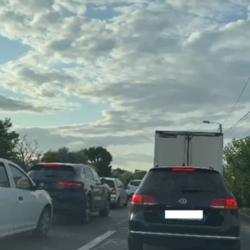 Trafic ingreunat pe DN 39 din cauza transporturilor agabaritice