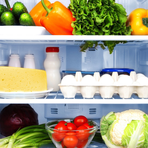 Cum să organizezi frigiderul vara pentru a păstra prospețimea
