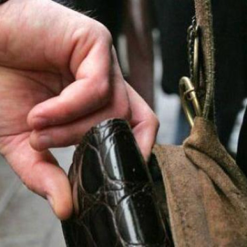 Furt de portofel la caminul studenților din Cluj-Napoca