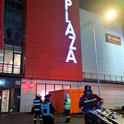 Pompierii din Satu Mare au organizat un exercițiu de amploare la un mall