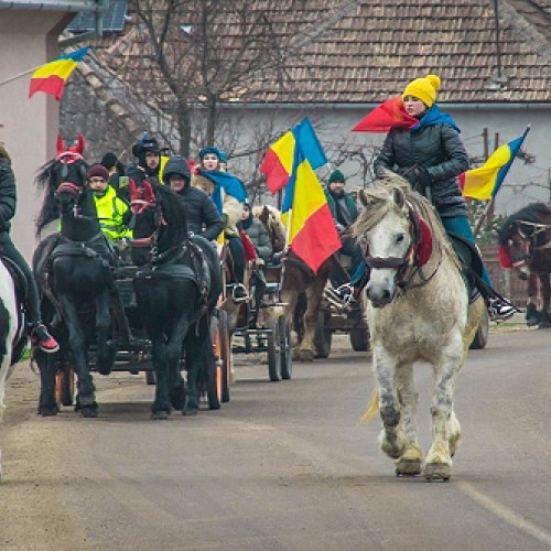 Parada de Căruțe cu Steaguri de Mica Unire în Medieșu Aurit