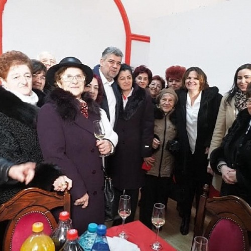 Inaugurare club seniori la sediul PSD Satu Mare de premierul României