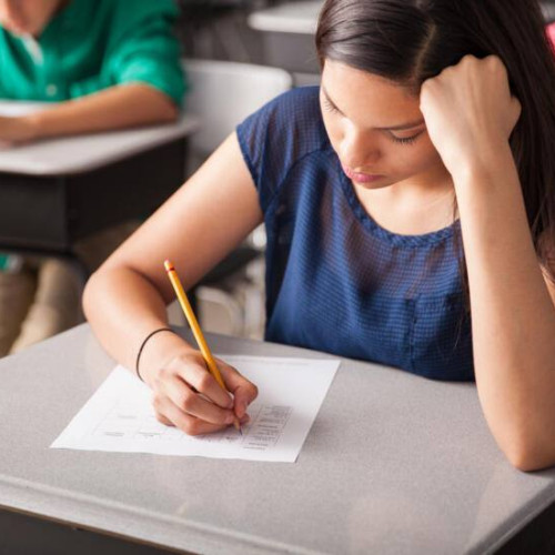 azi, în Dâmbovița, începe evaluarea națională pentru elevii de clasa a VIII-a