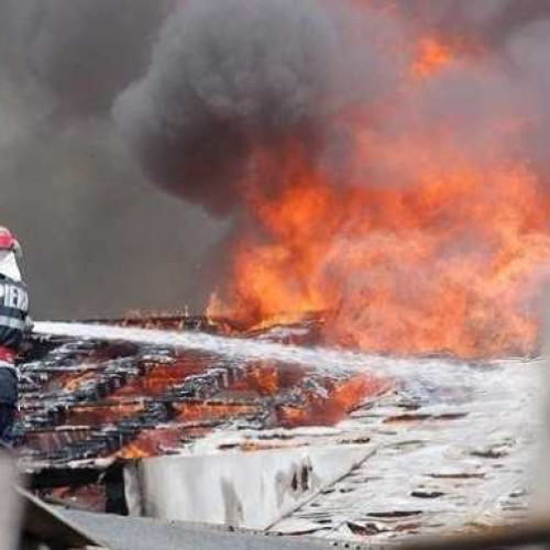 incendiu la o casa din comuna tazlau