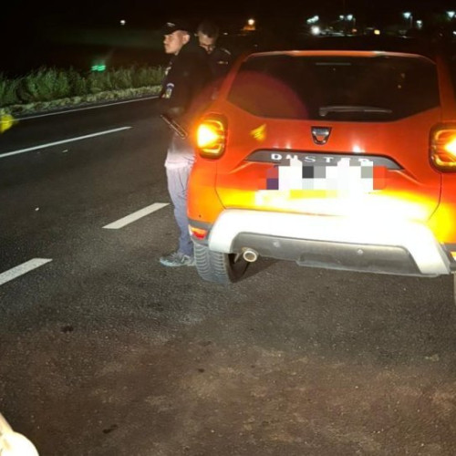 Jandarmii au intervenit pentru a opri un șofer cu probleme de sănătate într-un trafic aglomerat