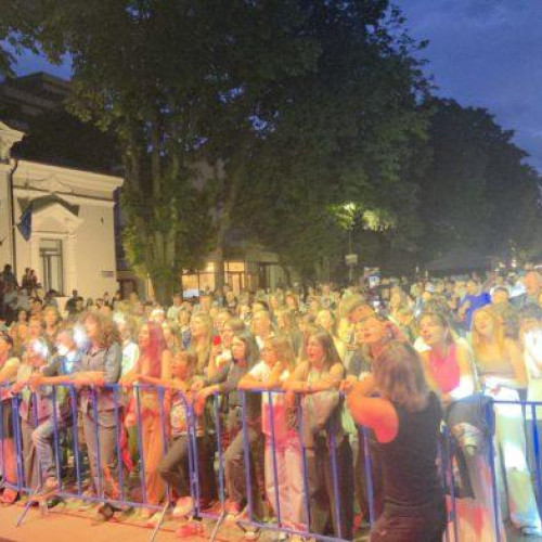 festivalul street food și concertele de la Botoșani s-au încheiat cu succes