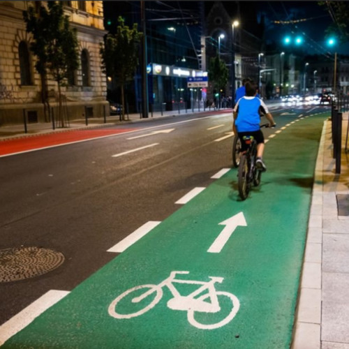 Primăria Cluj-Napoca începe lucrările pentru noua pistă de biciclete
