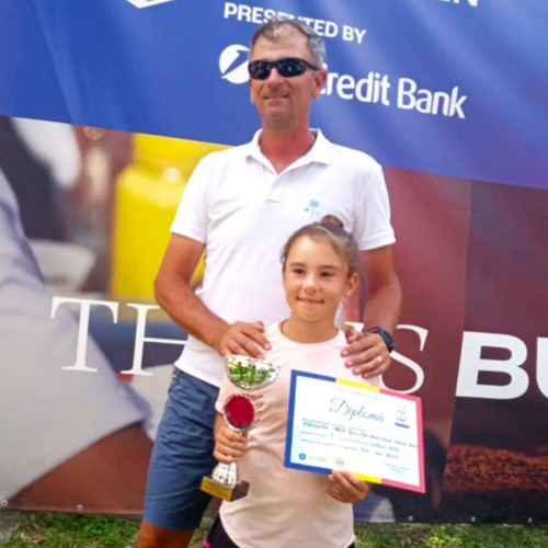 Teodora Bucura, vicecampioană națională la dublu în turneul U10 de la București