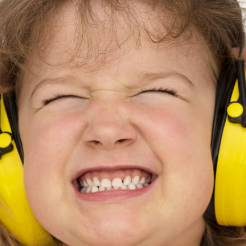 Peste 110 milioane de europeni, expuși riscului de poluare fonică periculoasă