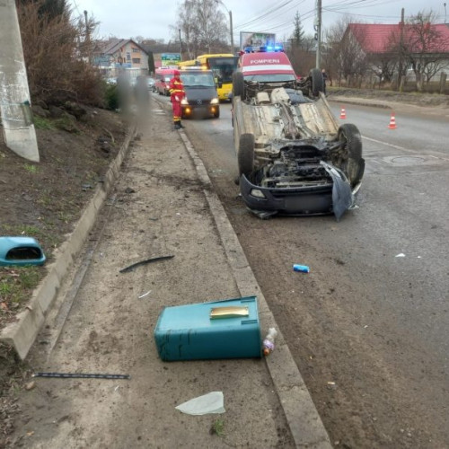 Accident grav în Suceava - Mașină răsturnată spre Șcheia