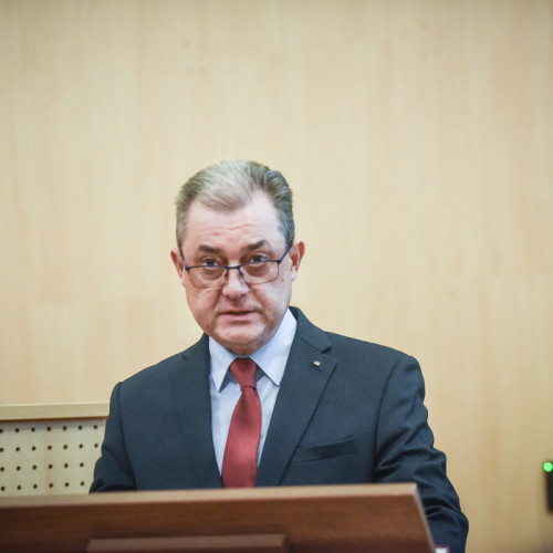 criza financiara a filarmonicii din sibiu aprinde tensiuni intre partide