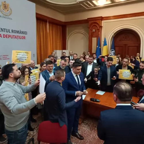 Remus Cernea a raportat săptămâna trecută că unii parlamentari români de la AUR au sărit gardul și au creat haos în sala de conferințe parlamentare