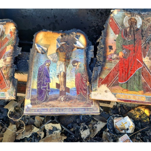 icoane miraculoase rămasneșnte în urma unui incendiu la malul Mării Negre