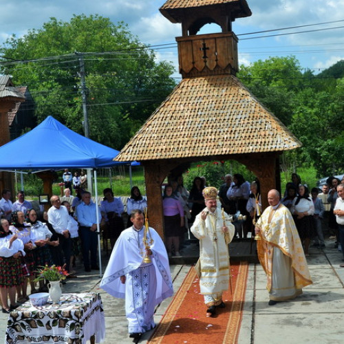 Vasile Bizau sărbătorește hramul din localitatea natală