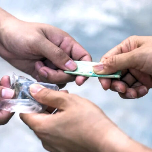 traficant de droguri din petrila, condamnat la aproape șapte ani de închisoare