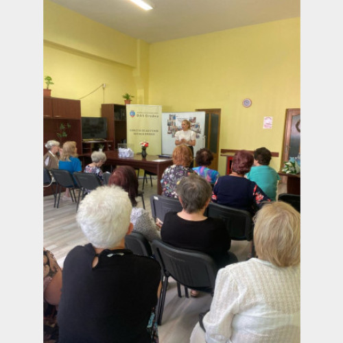 prima sesiune a programului „cursuri digitale gratuite pentru vârstnici” a înregistrat un succes surprinzător