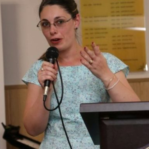 Adriana Voicu, lider în educație la liceul "Moisil", a fost premiată la Gala Elevului Buzoian