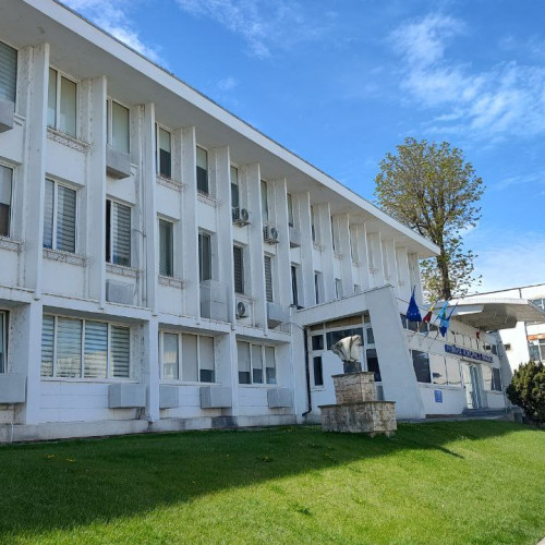 Magistrați ai Tribunalului Constanța au decis suspendarea unui regulament local din Mangalia