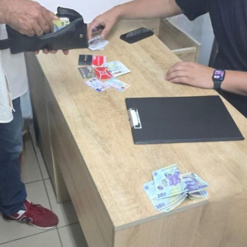 jandarmi din vrancea au recuperat un portofel pierdut în focșani