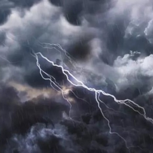 Vreme extremă în România: caniculă, furtuni și instabilitate atmosferică