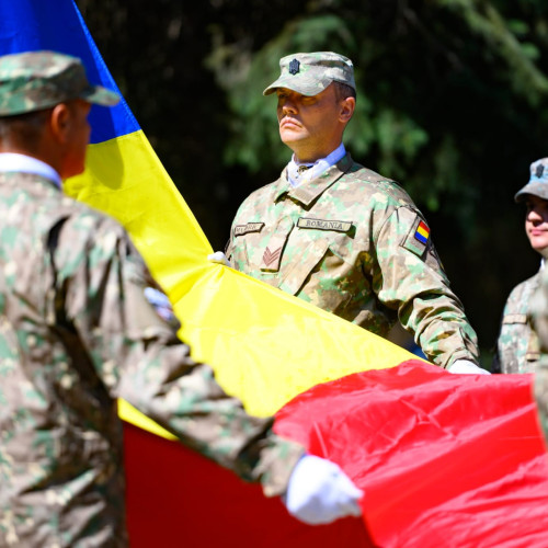 ziua drapelului național, sărbătorită la botoșani cu ceremonii religioase și militare