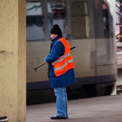 Sindicaliștii de la CFR Călători pregătesc acțiuni de protest dacă nu se semnează noul contract colectiv de muncă