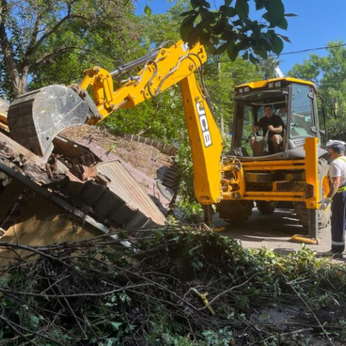 Primăria Sectorului 1 începe demolarea construcțiilor ilegale pe domeniul public