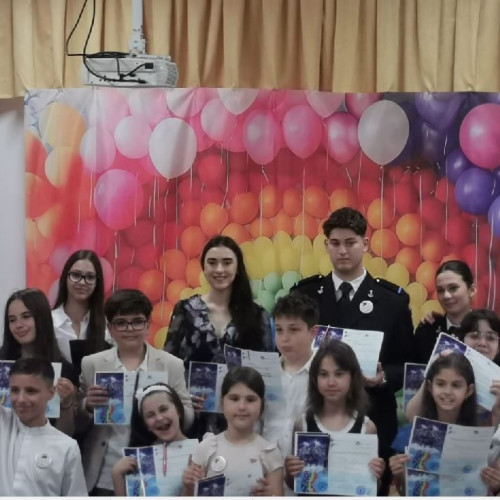 elevii au demonstrat talentul și dedicarea lor în competițiile de muzică