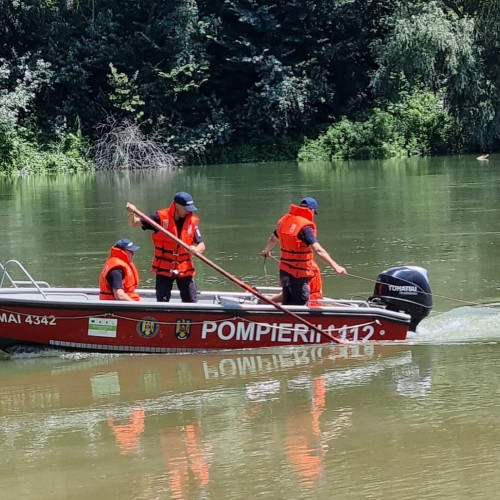 Tânăr de 36 de ani, găsit mort în râul Prut
