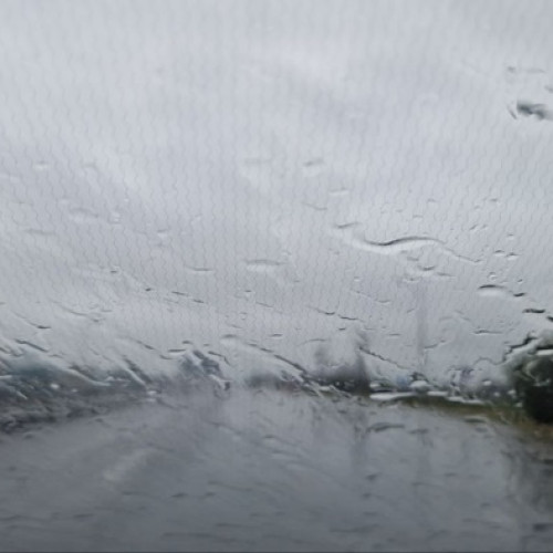 Vreme instabilă și temperaturi în scădere în țară, anunță meteorologii