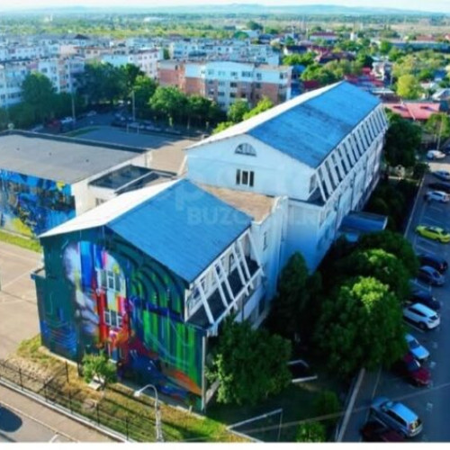 Liceul teoretic de informatică „Alexandru Marghiloman” din Buzău își deschide porțile pentru elevii de gimnaziu în vederea prezentării ofertei educaționale pentru anul școlar 2025-2026. Sub sloganul „Educație europeană, performanță și viitor digital”, instituția promovează un mediu modern, adaptat cerințelor societății actuale, și invită elevii și părinții lor să descopere oportunitățile de învățare într-un cadru prietenos și dinamic.