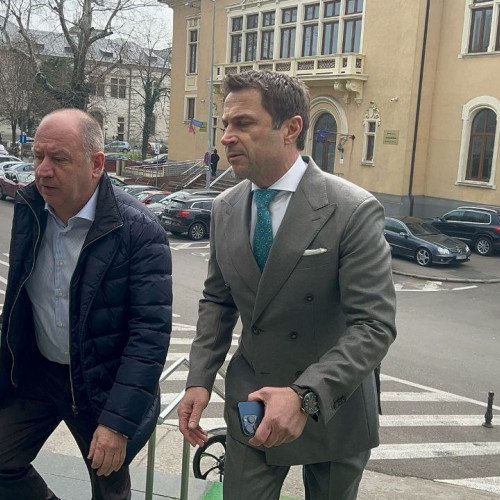 Curtea de Apel Constanța a respins mai multe solicitări în procesul care îl are în vizor pe primarul din Mangalia, Radu Cristian. Potrivit site-ului ziarulamprenta.ro, instanța a decis să nu accepte administrarea unor probe cu înscrisuri și să nu emită adrese către diverse instituții, precum Direcția Națională Anticorupție, Camera de Conturi Constanța sau firma de avocați Grimberg și Asociații. De asemenea, s-a respins solicitarea de efectuare a unei expertize financiar-contabile în domeniul achizițiilor publice.