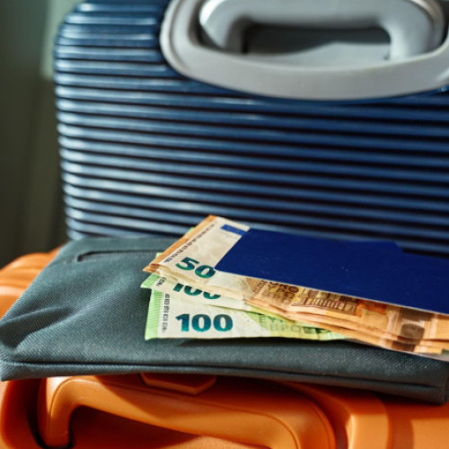 orezi de calatorie: peste 17.200 de români au solicitat despăgubiri în 2023