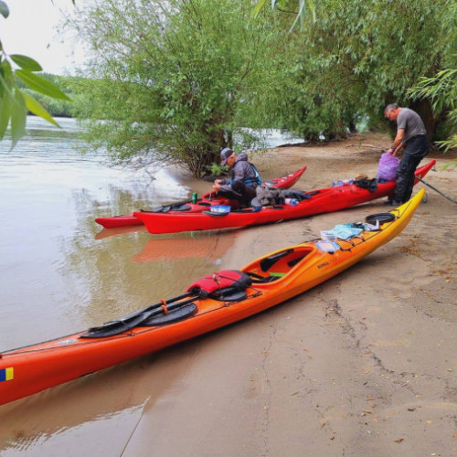 Tura caritabilă pe Dunăre pentru sprijinirea sportivilor de la CSS Galați